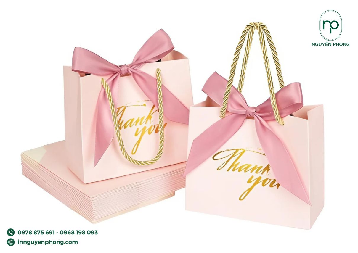 mẫu túi giấy trọn bộ son môi